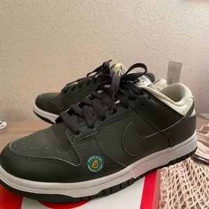 Women’s Avocado Dunks with Bag